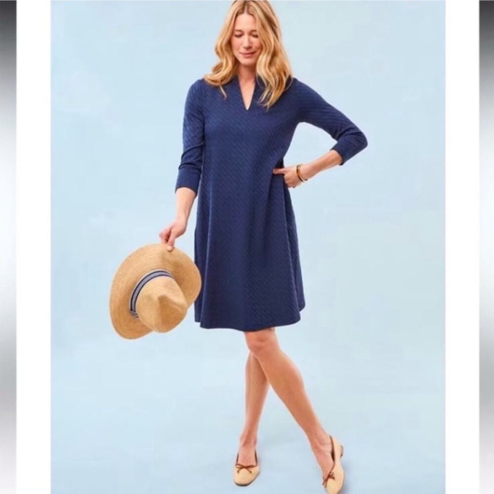 J. McLaughlin size medium Octavia navy blue jacquard dress knee length